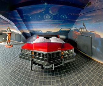 V8 Hotel (offizielle Bilder)